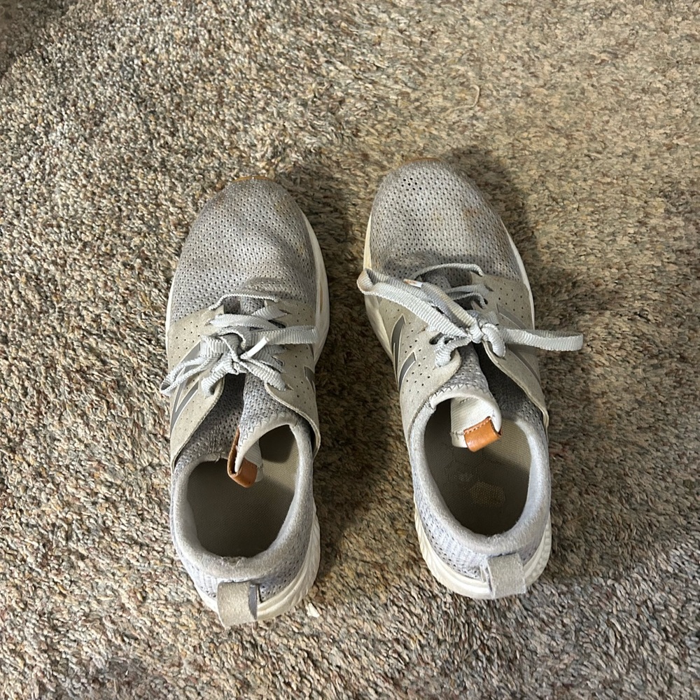 New balance shoes